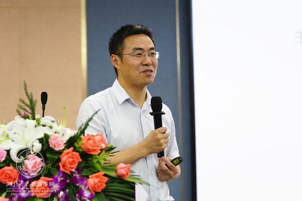 周为利_副本.jpg